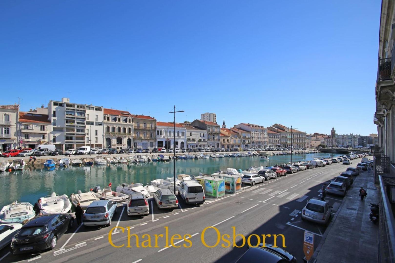 Le Vina, Charming In The Center Of Sète